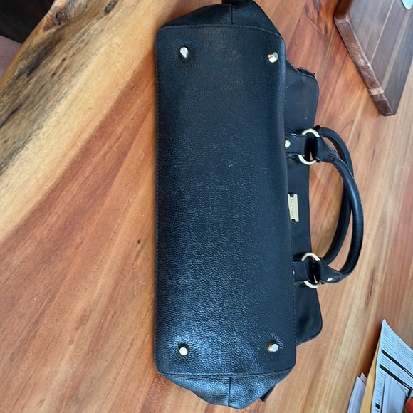 Modalu London Black Leather Handbag - Picture 3 of 14